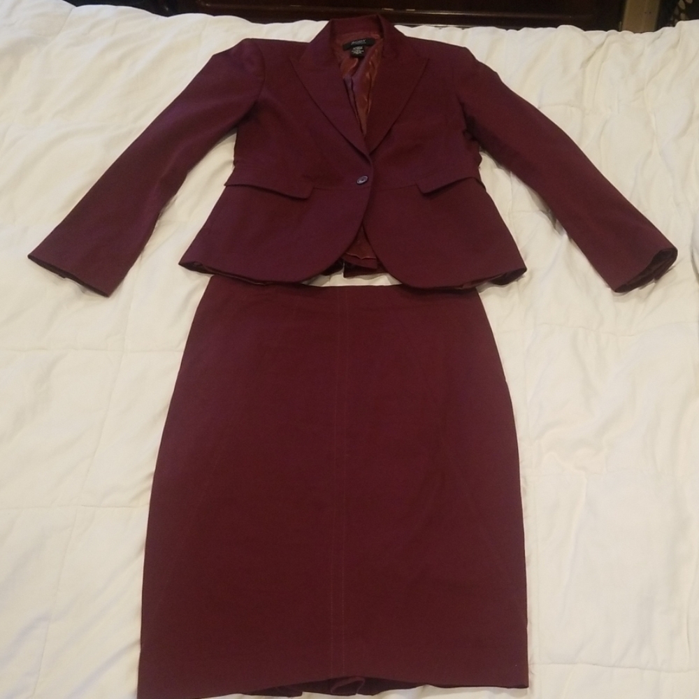 Suit Jacket with pencil Skirt